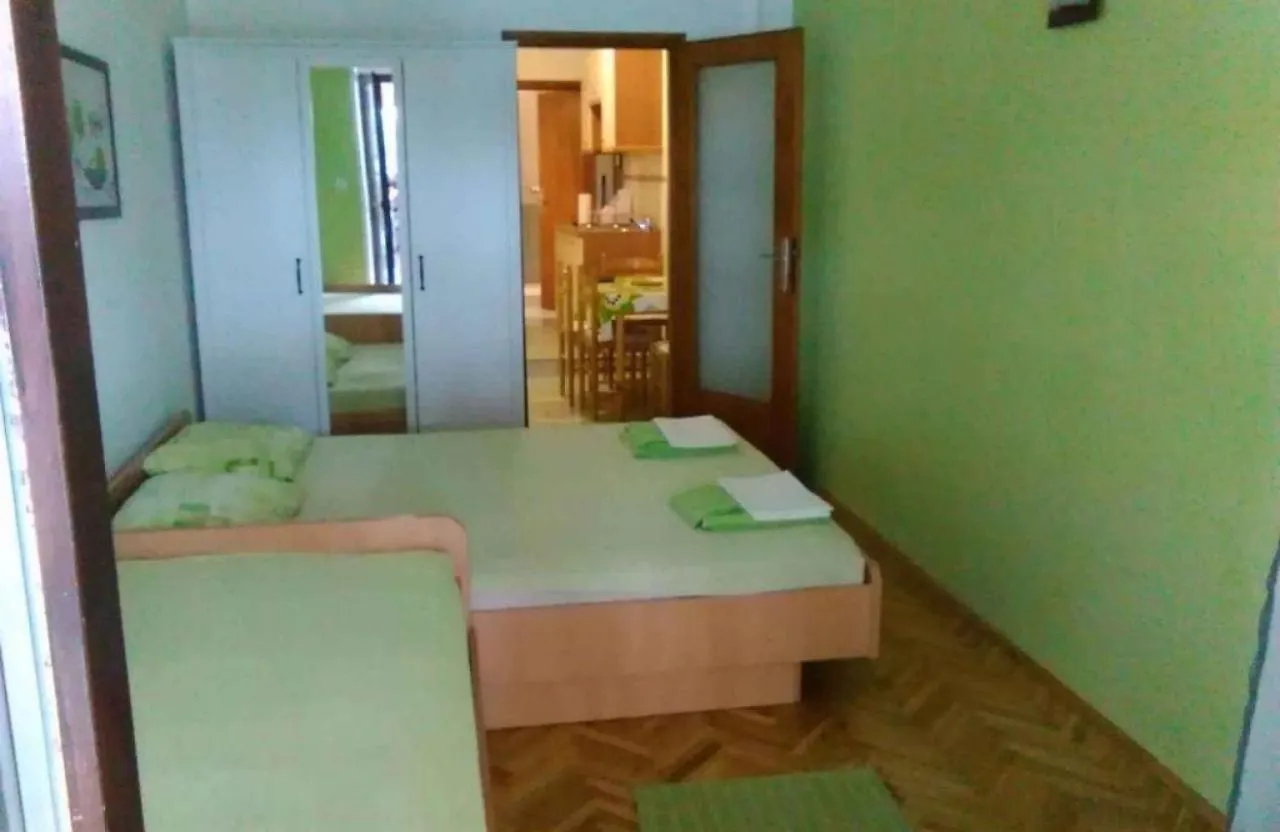 Apartments In Jadranovo 41877