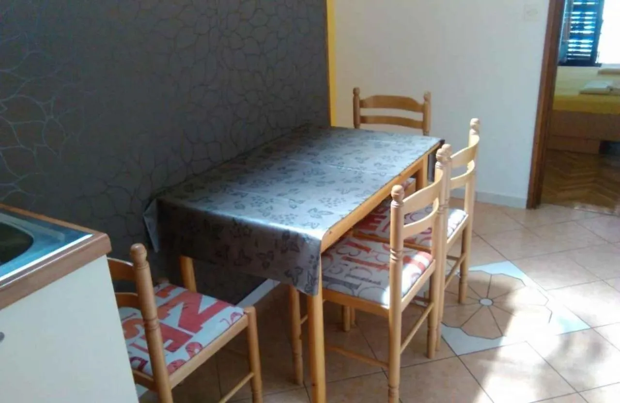 Apartments In Jadranovo 41877 Croatia