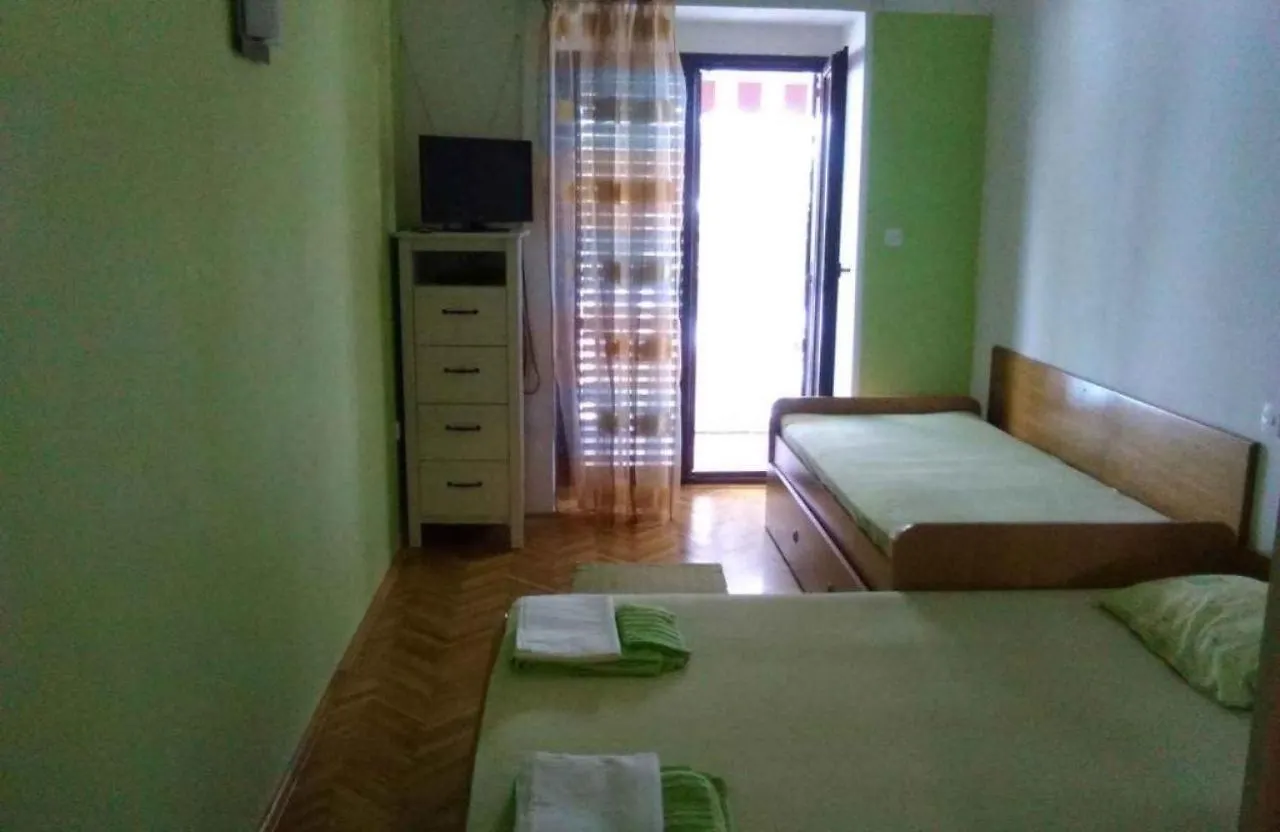 Apartments In Jadranovo 41877 Croatia
